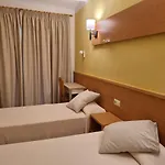 El Ciervo 4*